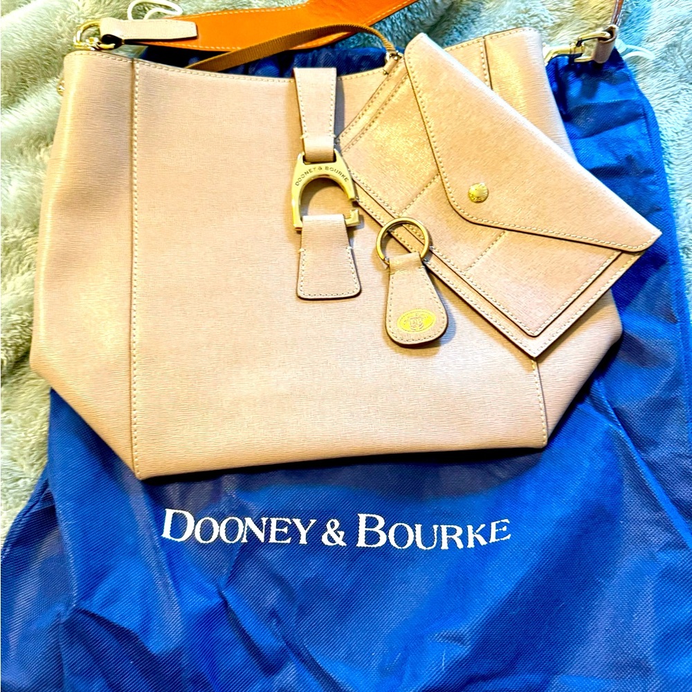 Dooney and Burke satchel Handbag with accessories